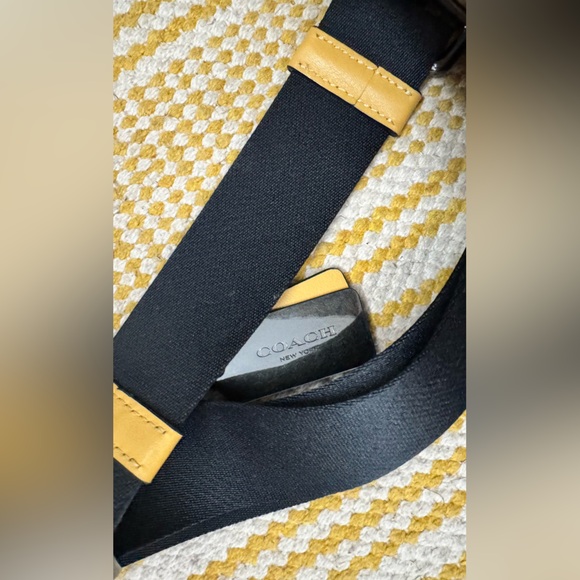 Coach Yellow Men's Messenger Bag - Picture 5 of 8